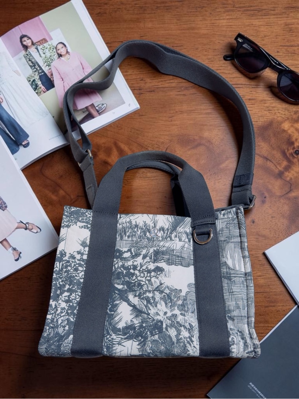 Lululemon Boxy Mini Tote *Print - 4.5L